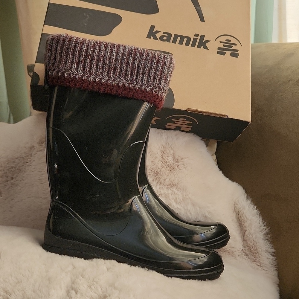 NWB Kamik Black Lined Tall Boots-Size 9​​​​​​​